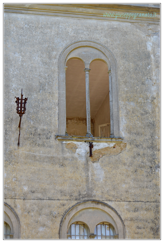 padiglione Charcot, Volterra, particolare bifora