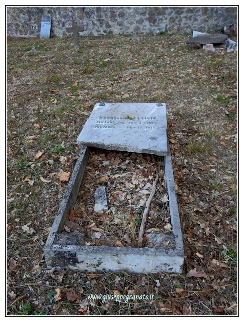 Cimitero San Finocchi, Volterra