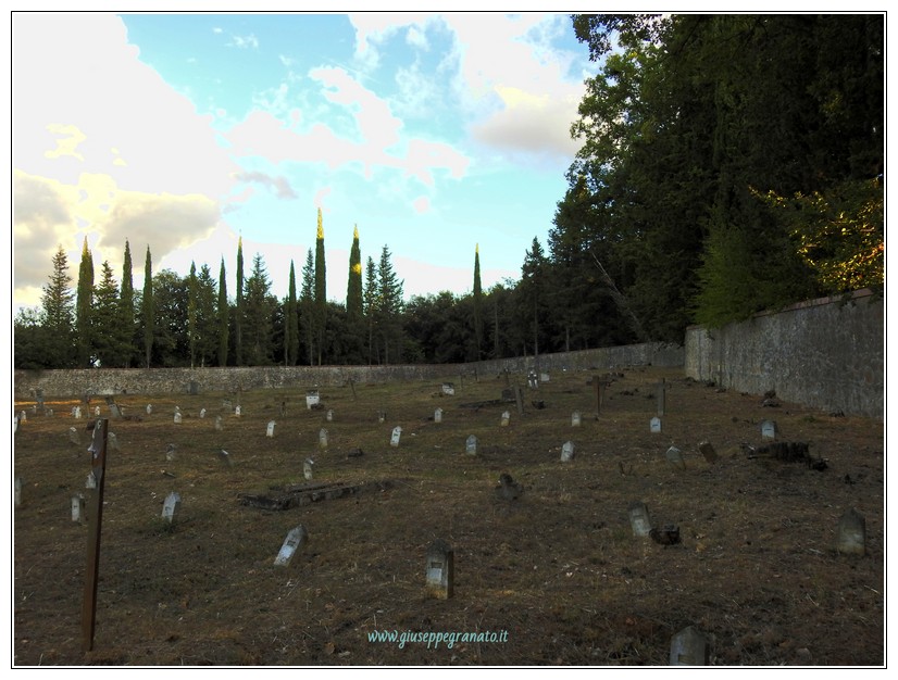 Cimitero San Finocchi, Volterra
