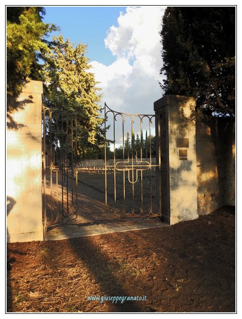 Cimitero San Finocchi, Volterra