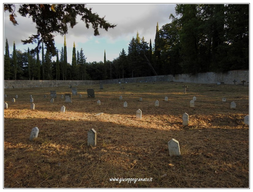 Cimitero San Finocchi, Volterra