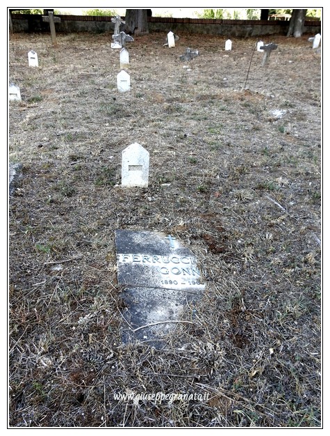 Cimitero San Finocchi, Volterra