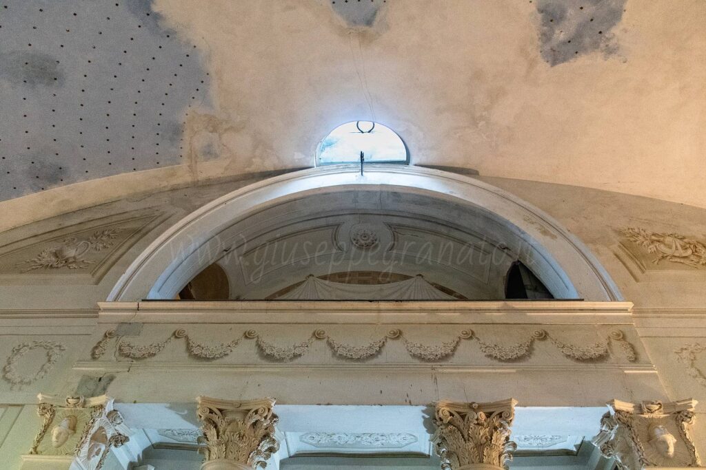 tempio Minerva Medica-loggia la loggia durante le feste da ballo al interno del balcone era posta l'orchestra