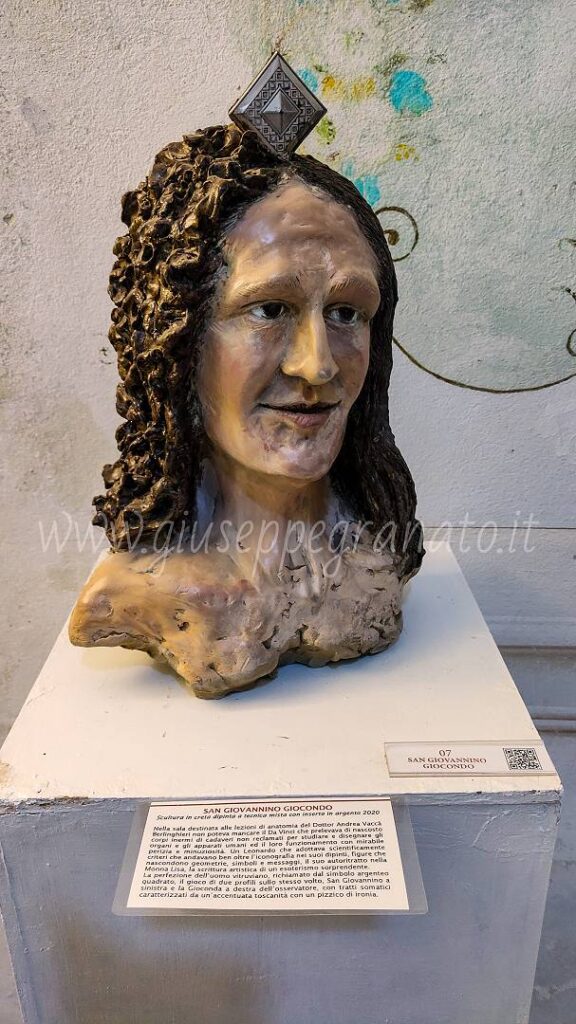 Letizia Cucciarelli, San Giovannino Giocondo, scultura in creta dipinta a tecnica mista con inserto in argento, 2020