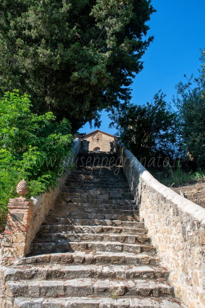 Sant'Appiano, la scalinata