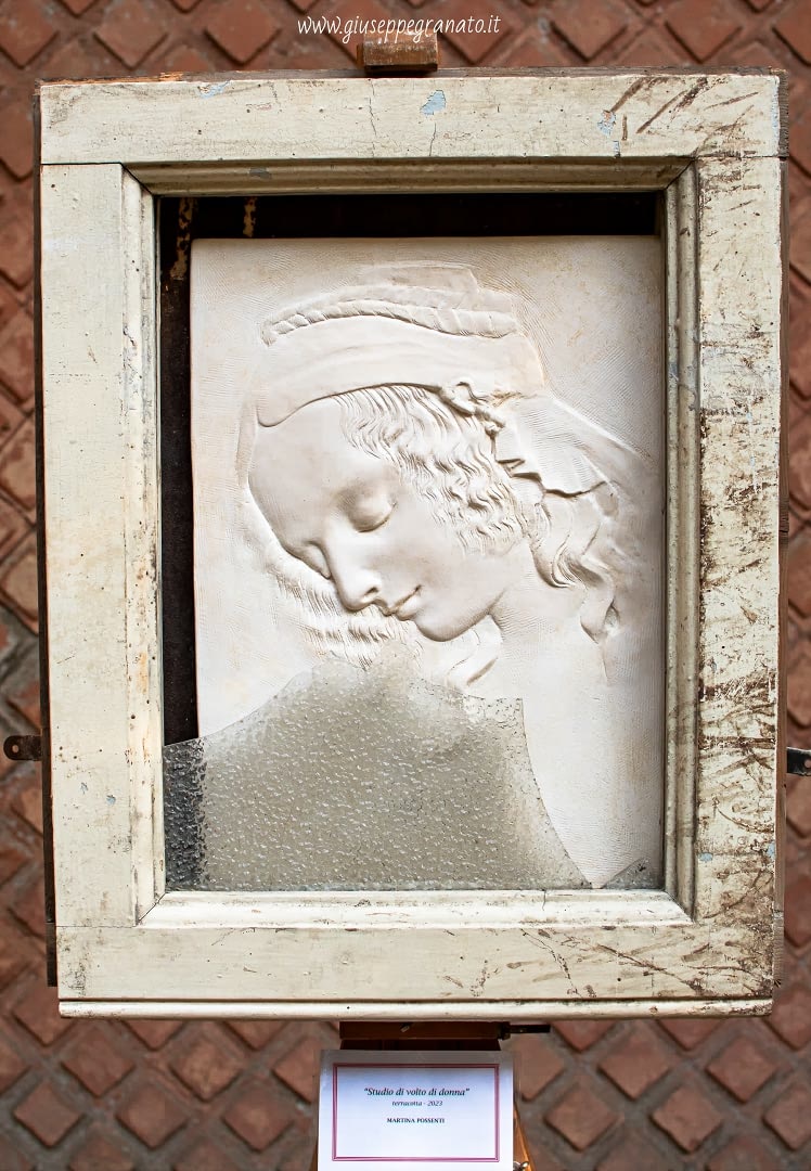 Martina Possenti, "Studio di volto di donna", terracotta, 2023