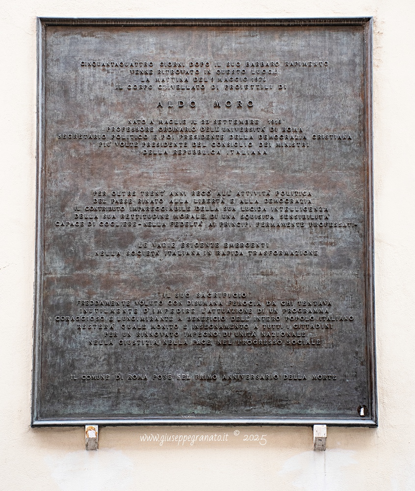 Aldo-Moro-Memorial-targa
